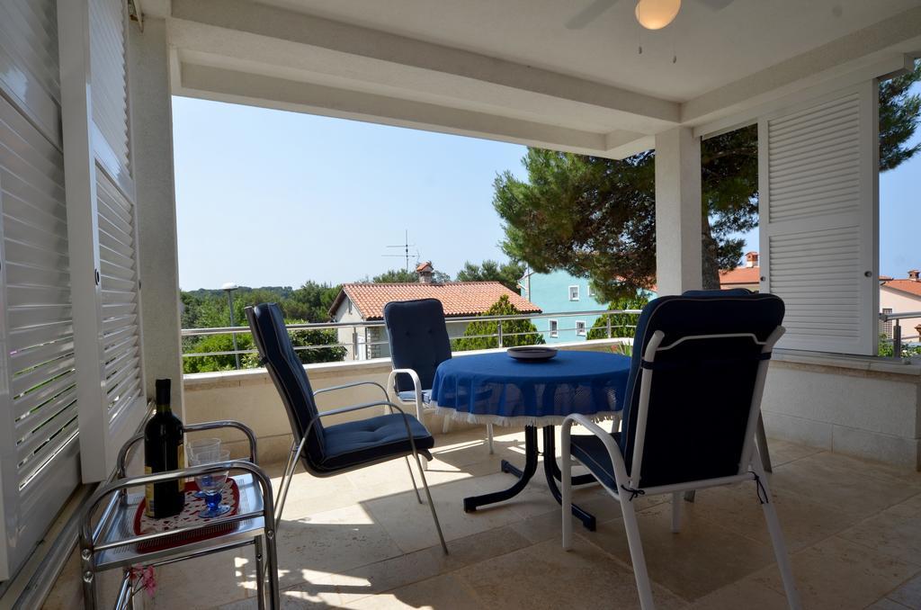 Apartment Borik Alma Rovigno Esterno foto